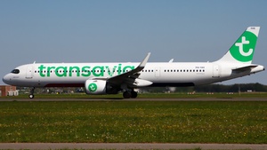 Photo of PH-YHX - Airbus A321-251NX operated by Transavia