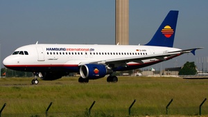 Photo of D-AHIH - Airbus A319-111 operated by Hamburg International