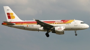 Photo of EC-HGT - Airbus A319-111 operated by Iberia