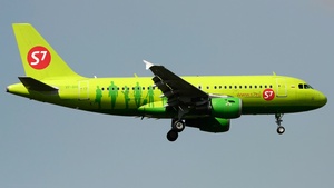 Photo of VP-BHI - Airbus A319-114 operated by S7 Airlines