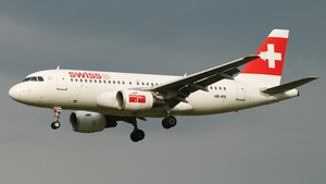 Photo of HB-IPS - Airbus A319-112 operated by Swiss International Air Lines