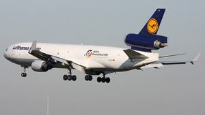 Photo of D-ALCC - McDonnell Douglas MD-11(F) operated by Lufthansa Cargo