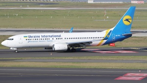 Photo of UR-PSZ - Boeing 737-86N operated by Ukraine International Airlines
