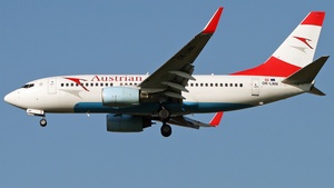 Photo of OE-LNN - Boeing 737-7Z9 operated by Austrian Airlines