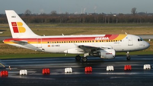 Photo of EC-HKO - Airbus A319-111 operated by Iberia