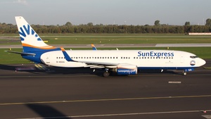 Photo of D-ASXA - Boeing 737-8Z9 operated by SunExpress Germany