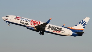 Photo of D-ASXB - Boeing 737-8Z9 operated by SunExpress Germany