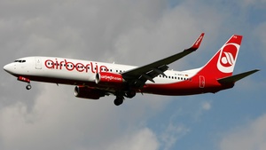 Photo of D-AHFS - Boeing 737-8K5 operated by Air Berlin (opb TUIfly)