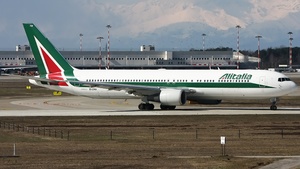 Photo of EI-CRM - Boeing 767-343(ER) operated by Alitalia