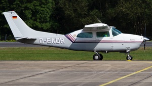 Photo of D-EADR - Cessna 210L Centurion II operated by Private