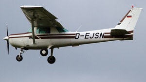 Photo of D-EJSN - Cessna 152 operated by IFR-Flugschule