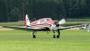Photo with serial 22202052122 - Yakovlev Yak-18T