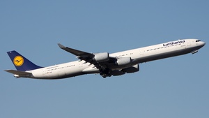 Photo of D-AIHI - Airbus A340-642 operated by Lufthansa