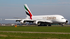 Photo of A6-EEN - Airbus A380-861 operated by Emirates