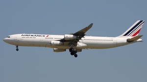 Photo of F-GLZN - Airbus A340-313 operated by Air France