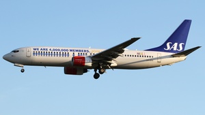 Photo of LN-RPM - Boeing 737-883 operated by SAS Scandinavian Airlines