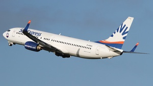 Photo of D-ASXU - Boeing 737-8FH operated by SunExpress Germany