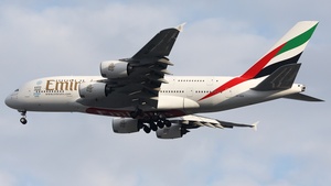 Photo of A6-EEQ - Airbus A380-861 operated by Emirates