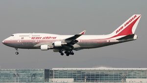 Photo of VT-EVA - Boeing 747-437 operated by Air India