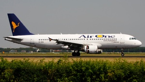 Photo of EI-DSA - Airbus A320-216 operated by Air One