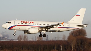 Photo of EI-EYL - Airbus A319-111 operated by Rossiya Airlines