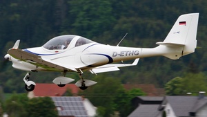 Photo of D-ETHG - Aquila A210 operated by Private
