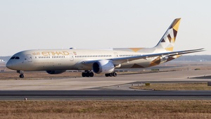 Photo of A6-BMA - Boeing 787-10 Dreamliner operated by Etihad Airways