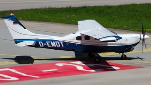 Photo of D-EMDT - Cessna P210N Silver Eagle operated by Private