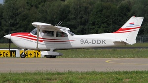 Photo of 9A-DDK - Reims-Cessna FR172J Reims Rocket operated by Fliegerclub Weiße Möwe Wels