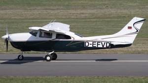 Photo of D-EFVD - Cessna T210M Turbo Centurion II operated by Private