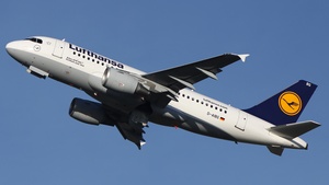Photo of D-AIBG - Airbus A319-112 operated by Lufthansa