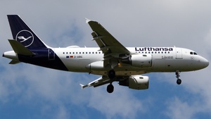 Photo of D-AIBG - Airbus A319-112 operated by Lufthansa