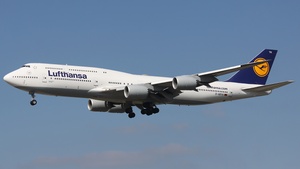 Photo of D-ABYH - Boeing 747-830 operated by Lufthansa