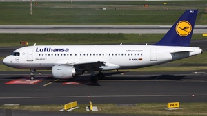 Photo of D-AKNJ - Airbus A319-112 operated by Lufthansa