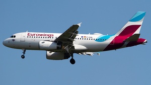 Photo of D-AGWL - Airbus A319-132 operated by Eurowings