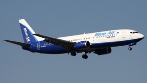 Photo of YR-BAK - Boeing 737-430 operated by Blue Air