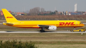 Photo with serial 22175 - Boeing 757-236(SF)