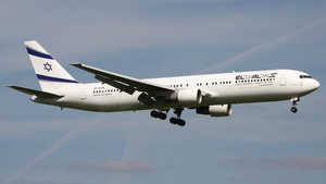 Photo of 4X-EAK - Boeing 767-3Q8(ER) operated by El Al Israel Airlines