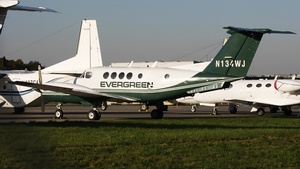 Photo of N134WJ - Beechcraft B200C Super King Air operated by Evergreen Helicopters of Alaska