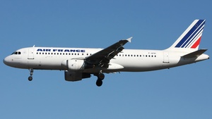 Photo of F-GFKI - Airbus A320-211 operated by Air France