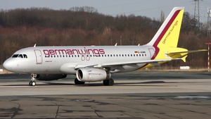 Photo of D-AGWK - Airbus A319-132 operated by Germanwings