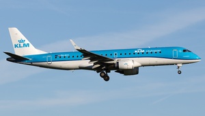 Photo of PH-EXY - Embraer ERJ-190STD operated by KLM Cityhopper