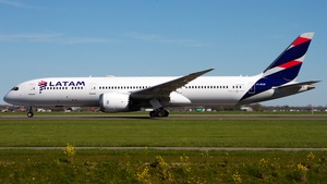 Photo of CC-BGW - Boeing 787-9 Dreamliner operated by LATAM Airlines