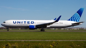 Photo with serial 25286 - Boeing 767-322(ER)