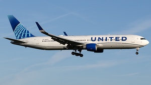 Photo with serial 25394 - Boeing 767-322(ER)