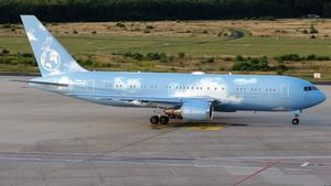 Boeing 767-24Q(ER)