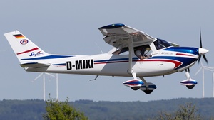 Photo of D-MIXI - Aeropilot Legend 600 operated by Skyline Flugschule