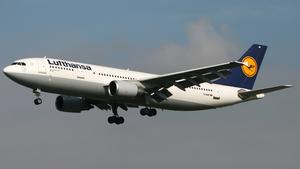 D-AIAT