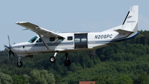 Photo of N208PC - Cessna 208B Super Cargomaster operated by Union Para Club Silvretta