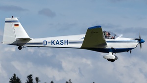 Photo of D-KASH - Scheibe SF 25C Rotax-Falke operated by Flugschule Michael Bergmann